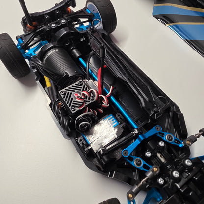 PRE OWNED Tamiya TT-02 + Robitronic Razer ten G2 Brushless Combo 60A 3652 3000kV + Yeah Racing Servo