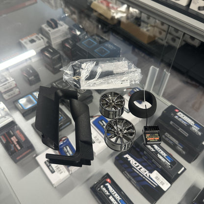 PRE OWNED Sanwa M17 Radio + 1X RX-493i